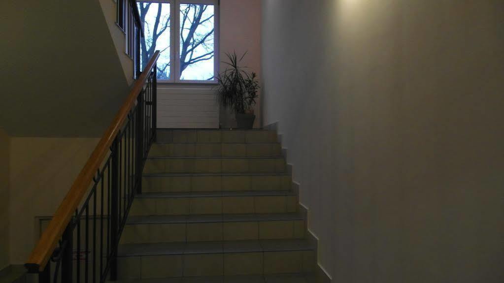 Hotel Julianow วอร์ซอ ภายนอก รูปภาพ
